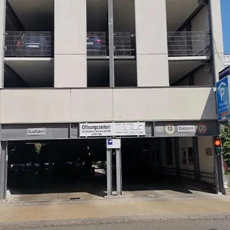 Boulevard Altstadt מלון שוורין