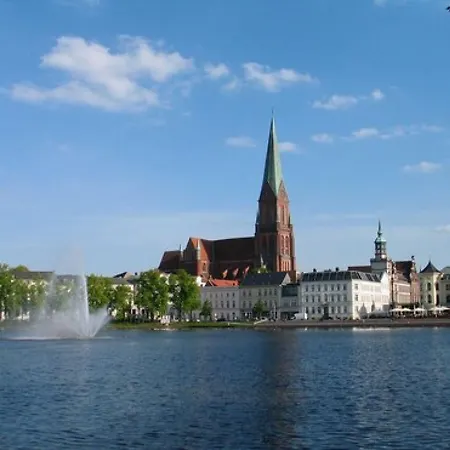 Boulevard Altstadt מלון